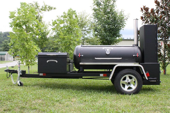 https://www.smokymtbarbecue.com/barbeque-blog/wp-content/uploads/2015/03/TS120_BBQ_Smoker_Decked_Out.jpg